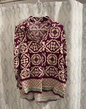 Noa Collection Purple and Cream Boho Geometric Print High-Low Blouse